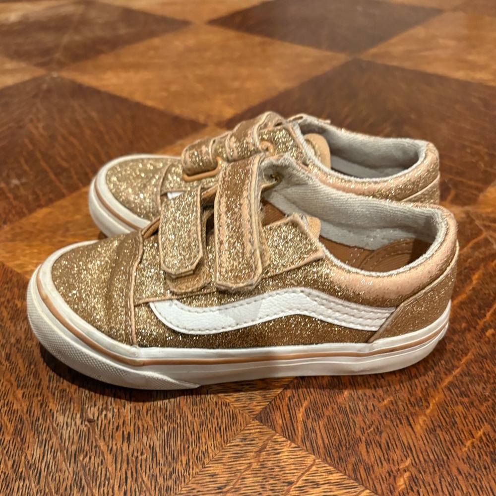 Converse Chuck Taylor All Star Easy On Gold Sparkle Glitter Toddler